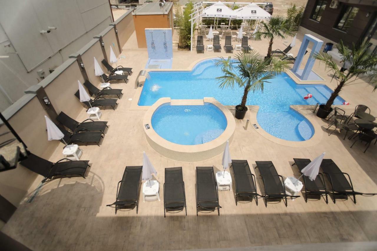 Hotel Dedal Năvodari Extérieur photo