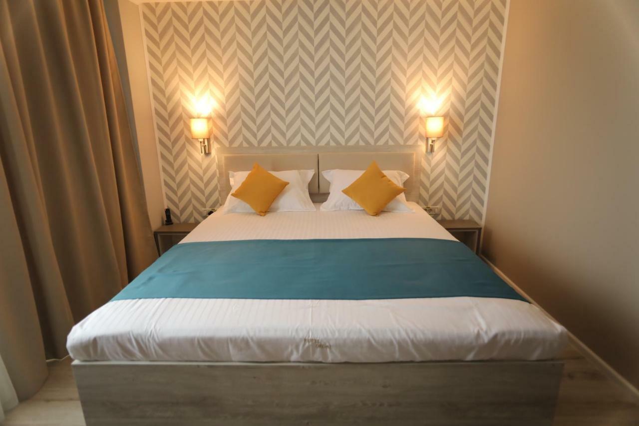 Hotel Dedal Năvodari Extérieur photo