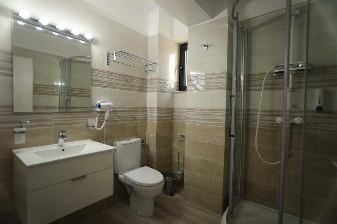 Hotel Dedal Năvodari Extérieur photo